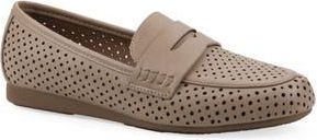 White Mountain Wallace Perforated Penny Loafer in Sand/smooth at Nordstrom Rack, Size 6.5
