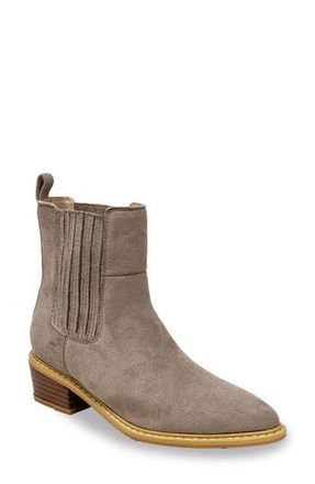 Chase + Chloe by Intouch Footwear Western Block Heel Chelsea Boot in Taupe at Nordstrom Rack, Size 6.5