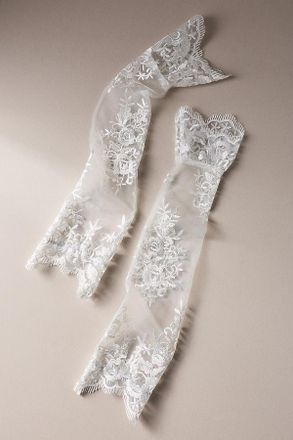 Hutch Fingerless Lace Gloves