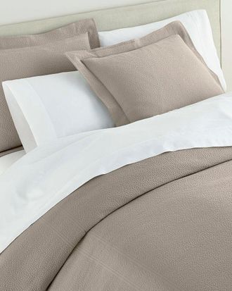 Peacock Alley Montauk Twin Coverlet