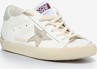 Golden Goose Niedrige Schn&uuml;rsneakers aus Glattleder mit Metallic-Stern Super-Star Classic