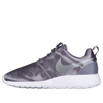 Nike (WMNS) Nike Roshe One Premium Gunsmoke 833928-006