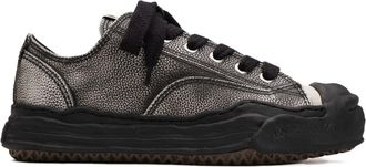 Miharayasuhiro Low-top sneakers van geborsteld leer - Zwart