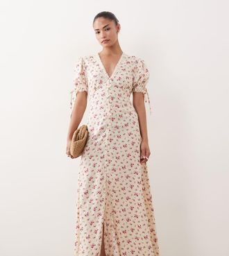 Miss Selfridge Vestito da giorno lungo a fiorellini vintage con bottoni-Multi