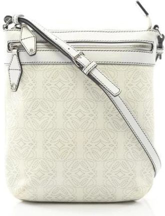 Loewe Pre-owned Cross Body Bags, female, White, Size: ONE SIZE Pre-owned Canvas Shoulder Bag