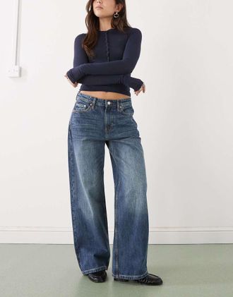 Weekday Missy - Jeans ampi a vita bassa lavaggio blu medio