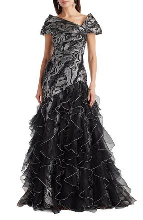 Tadashi Shoji Jacquard Lace & Ruffle Gown in Silver/black at Nordstrom, Size 8