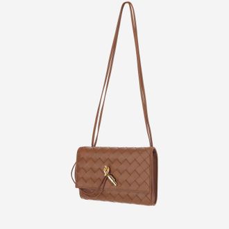 Bottega Veneta Womens Clutch Andiamo Brown Lambskin Bags