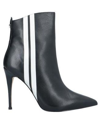 Guess CALZATURE - Stivaletti su YOOX.COM