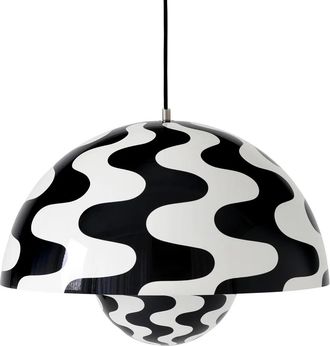 &tradition FlowerPot Pendelleuchte VP2, schwarz / weiss