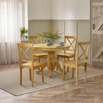 Furniturebox Padstow Wooden Extending Dining Table & 6 Millford Chairs in Light Oak