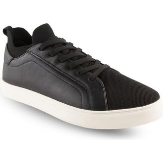 Deer Stags Dominic Low Top Sneaker in Black at Nordstrom Rack, Size 10.5