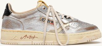 Autry MEDALIST LOW SUPER VINTAGE SNEAKERS IN SILVER, PLATINUM AND BLACK LEATHER