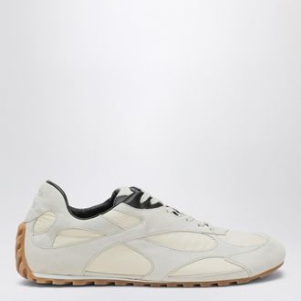 Bottega Veneta Orbit Flash sneaker Sea Salt/Black in suede