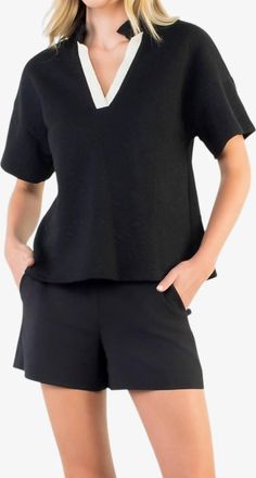 THML Clothing Contrast Trim V-Neck Top In Black