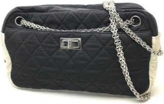 Chanel Pre-owned Shoulder Bags, female, Black, Size: ONE SIZE Pre-owned Canvas Shoulder Bag
