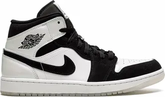 Nike Mens Air Jordan 1 Mid Special Edition Diamond Sneakers In Black White
