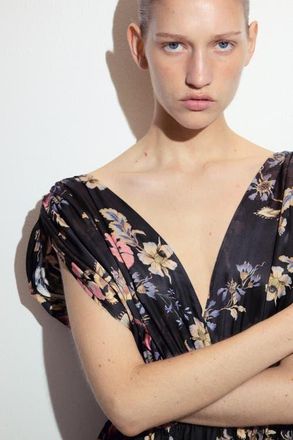 H&M Draped Tie-detail Dress in Black/floral at Nordstrom, Size Xx-Large