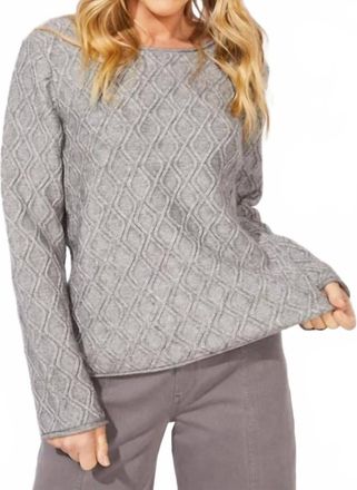 Escape Womens Cozy Diamond Sweater In Pearl