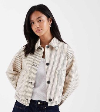 Asos Petite ASOS DESIGN Petite - Giacca harrington corta in cotone a righe bianche e nere-Bianco