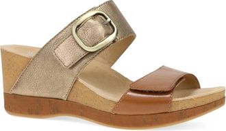 Dansko Womens Shannon Leather In Gold Tan