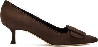 Manolo Blahnik 50 mm suède pumps verfraaid met gesp - Bruin