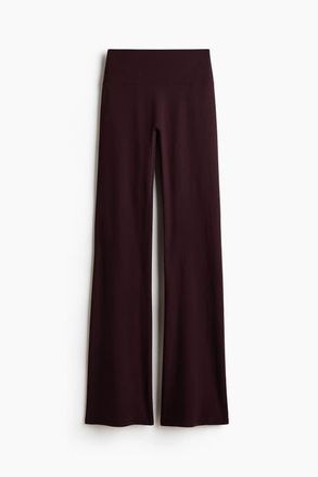 H&M Flared yoga leggings with softmove in Chocolate Plum at Nordstrom, Size X-Large