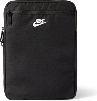 Nike Club Laptop Sleeve in Black | N1014154-091