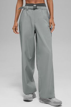 Alo | Alpha Shell Pants in Lunar Grey, Size: Medium