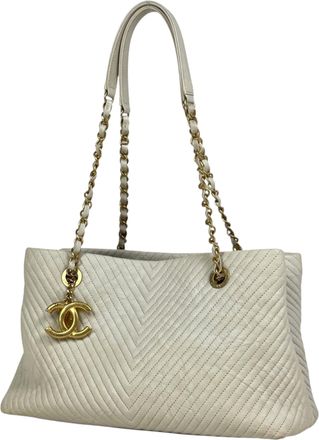 Chanel Ivory Leather Shoulder Bag Tote Bag (Pre-Owned)