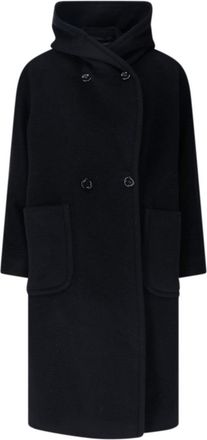 Tagliatore Tailored Black Jacket With Classic Collar And Minimalistic Design
