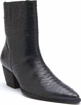 Matisse Footwear Womens Caty Bootie In Black Snake