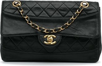 Chanel Pre-owned Womens Classic Flap Shoulder Bag - Black Leather - One Size