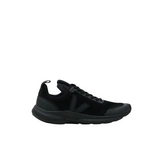 Veja Sneakers, male, Black, Size: 7 US Runner VKnit Sneakers