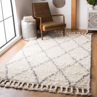 Safavieh Casablanca Hand Made Area Rug, Grey / Ivory Shag / Flokati Style Non-Shedding
