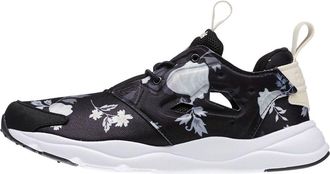 Reebok (WMNS) Reebok Furylite Sr Running Shoes Black/White V63576