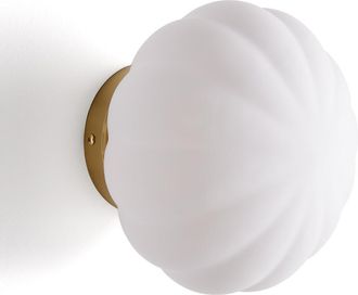 La Redoute Interieurs Wand- of plafondlamp, messing en opaline glas, AMIA
