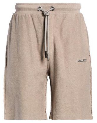 Ga&euml;lle Paris HOSEN & R&Ouml;CKE - Shorts & Bermudashorts auf YOOX.COM