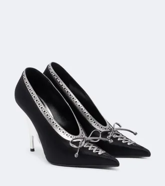 Alexander McQueen Salones Koko de piel y sat&eacute;n