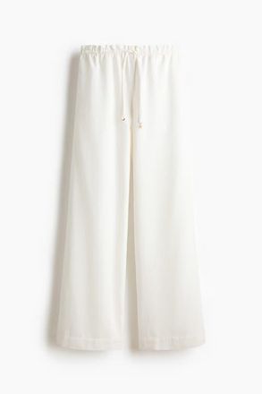 H&M Tie-belt Paper Bag Trousers in Cream at Nordstrom, Size Xx-Large