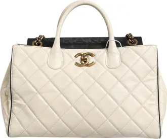 Chanel Portobello Tote Womens Bag (Pre-Owned)