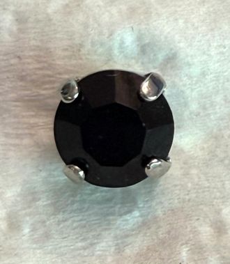 Mariana Womens Studs Earrings In Black