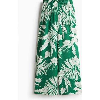H&M Wide Trousers in Green/white Floral at Nordstrom, Size Xx-Large