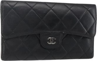 Chanel Pre-owned Wallets, female, Black, Size: ONE SIZE Pre-owned Leather Wallet