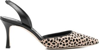 Manolo Blahnik 70mm Carolyne pumps met puntige neus en luipaardprint - Beige