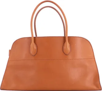 The Row E/W Margaux Tote Leather 17