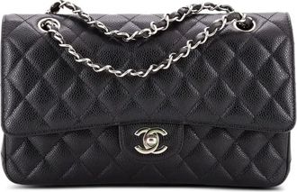 Chanel Classic Double Flap Bag Quilted Caviar Medium shoulder bag - Zwart