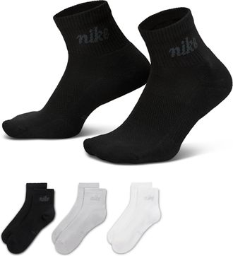 Nike Unisex Everyday Elevated Ankle Socks (3 Pairs) in Black | IH8529-901