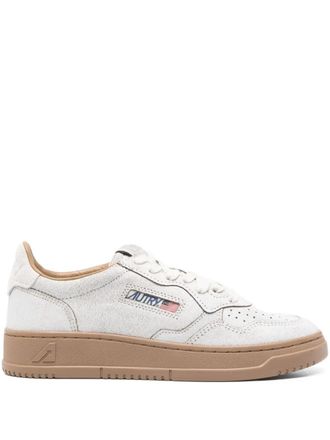 Autry Sneakers traforate in pelle scamosciata - Bianco