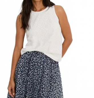 Nic+Zoe Diamond Eyelet Top In Paper White